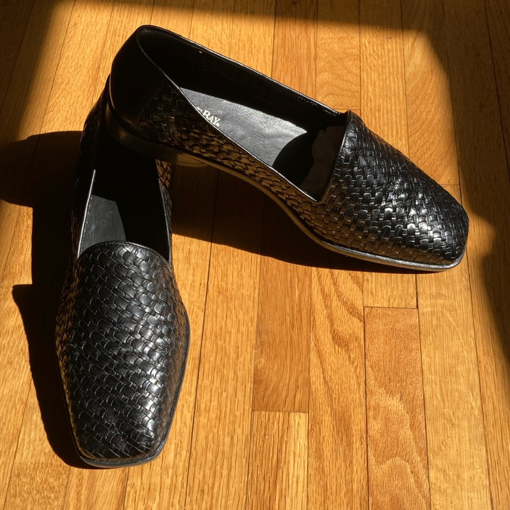 St John’s Bay ‘Ruby’ weaved flat shoe.  Size 8 1/2.